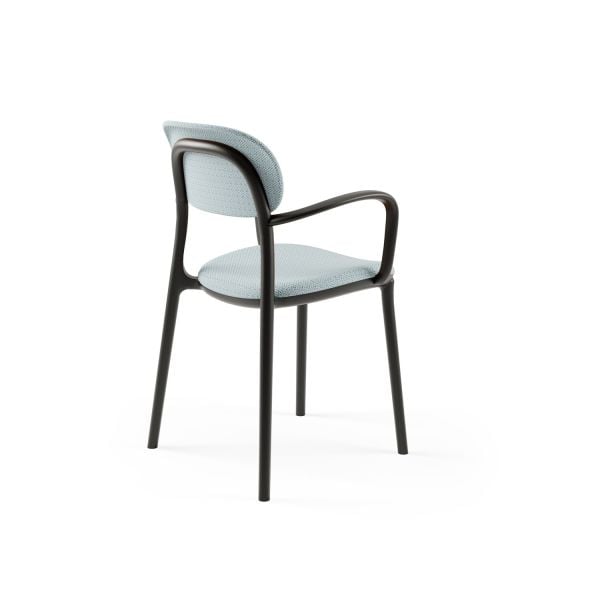 Siyah Plastik Gövdeli Açık Mavi Kumaş Döşemeli Modern Kollu Salon Sandalyesi – Dayanıklı, Hafif, İstiflenebilir