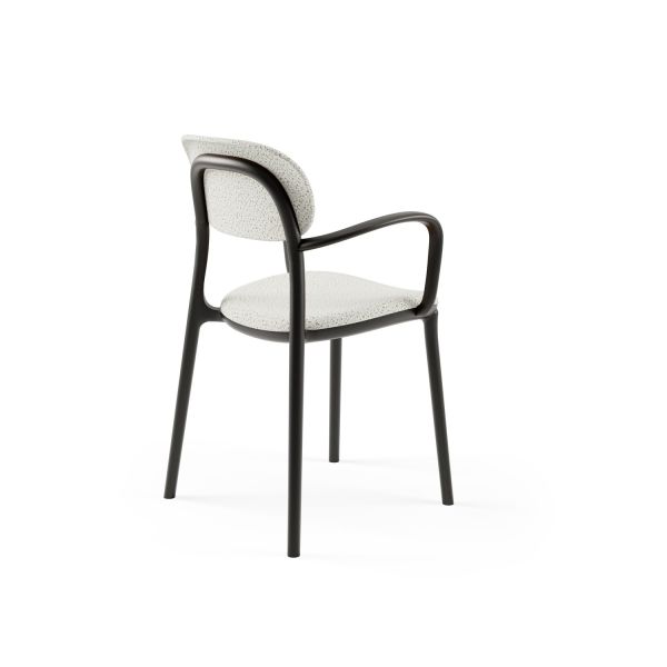 Siyah Plastik Kumaş Döşemeli Zarif Modern Kollu Cafe & Restoran Sandalyesi İstiflenebilir, Dayanıklı