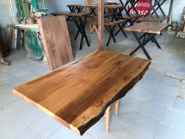 Özel Link 55x140.cm Yükseklik 90.cm Doğal Kenar Ceviz Ağacı Kütük Bar Masası FOTOĞRAF TEMSİLİDİR