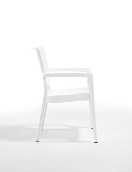 Şık Beyaz Rattan Bahçe Seti: 4 Kişilik 90x90 cm Dikdörtgen Masa ve Sandalyeler ile Teras ve Bahçelerinizi Güzelleştirin