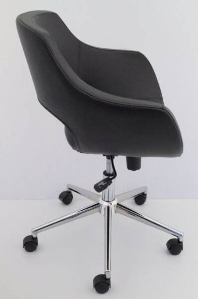 Ultra Ofis Çalışma Sandalyesi Siyah Deri Krom Ayaklı