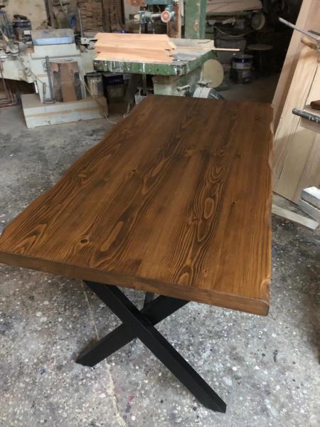 Kütük Mutfak Masası 70x140 Göknar Ağacı Ceviz Metal Ayaklı
