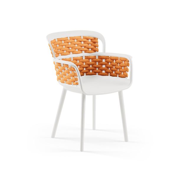 Örgülü Dış Mekan Bahçe Sandalyesi – Süt Beyaz İskele, Turuncu Renk Örgülü, İç ve Dış Mekan Kullanıma Uygun, Güneş ve Suya Dayanıklı, Sağlam ve Hafif