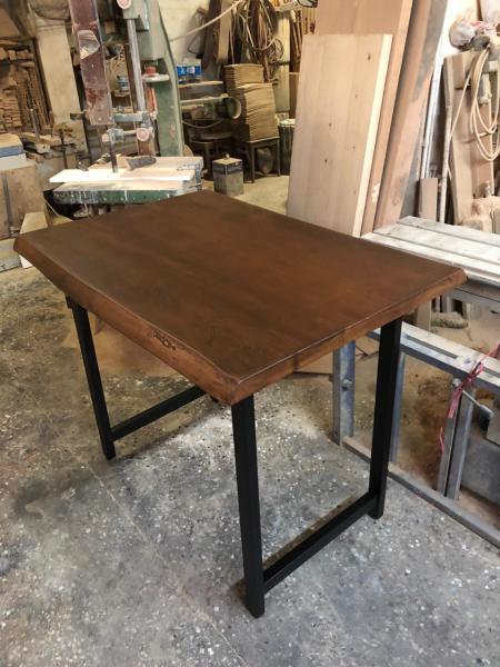 Gürgen Ağacı Doğal Kenar Ceviz Rengi Kütük Bar Masası Ölçüsü 120x75x105.cm