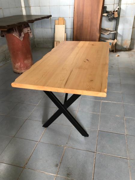 Göknar Kütük Masa 75x120 Metal Ayaklı Doğal Ahşap