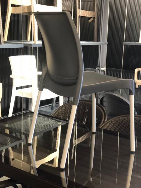 Torre Siyah Plastik İç Ve Dış Mekan  Bahçe Sandalyesi