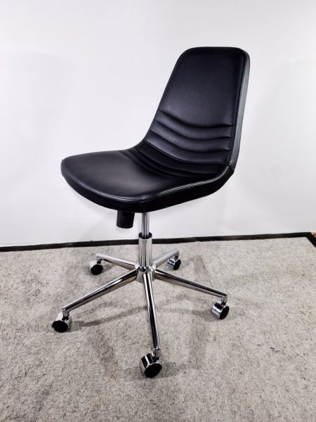 Parker Siyah Deri Tekerlekli Ofis Çalışma Sandalyesi